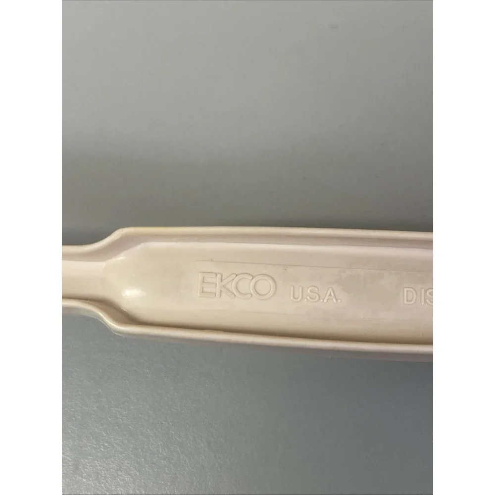 Vintage Ekco Ladle Almond Plastic Soup Spoon Dipper Cooking Utensil Kitchen‎ USA